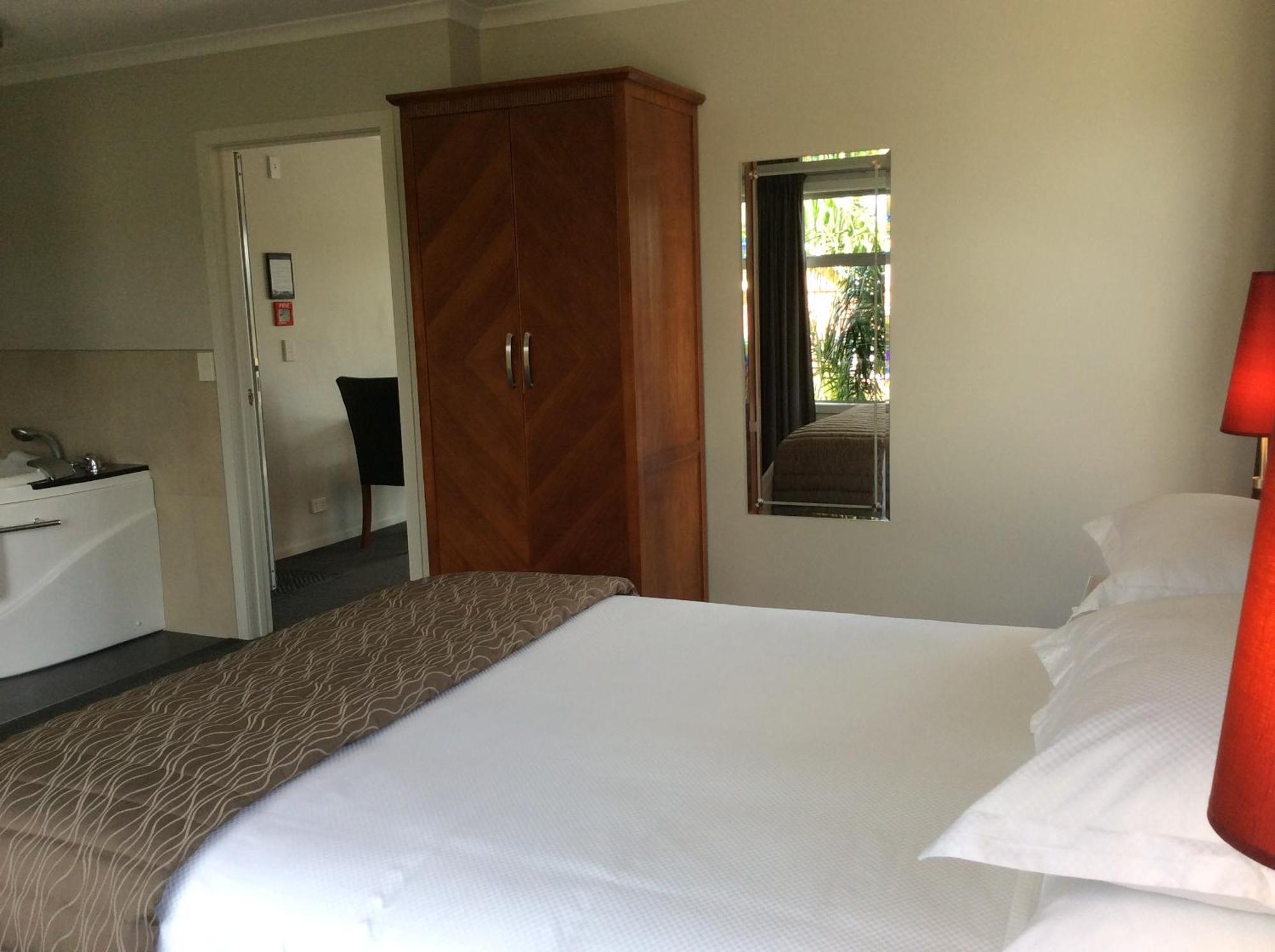 City Corporate Motor Inn Palmerston North Buitenkant foto