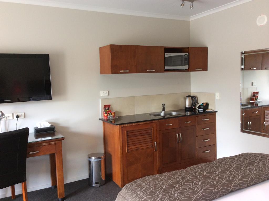 City Corporate Motor Inn Palmerston North Buitenkant foto