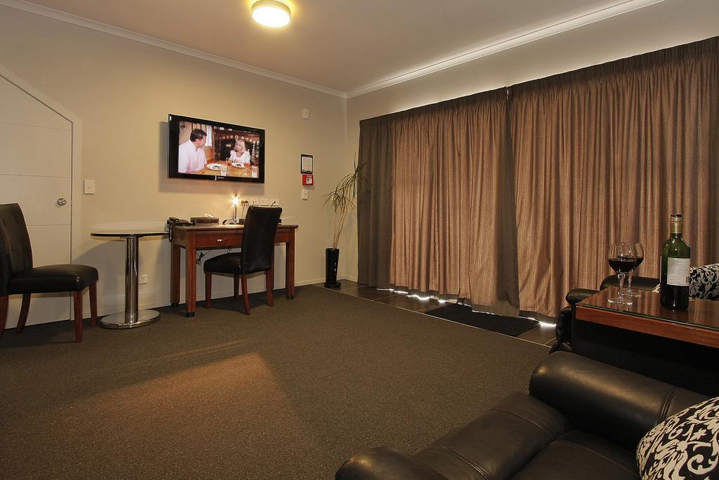 City Corporate Motor Inn Palmerston North Buitenkant foto